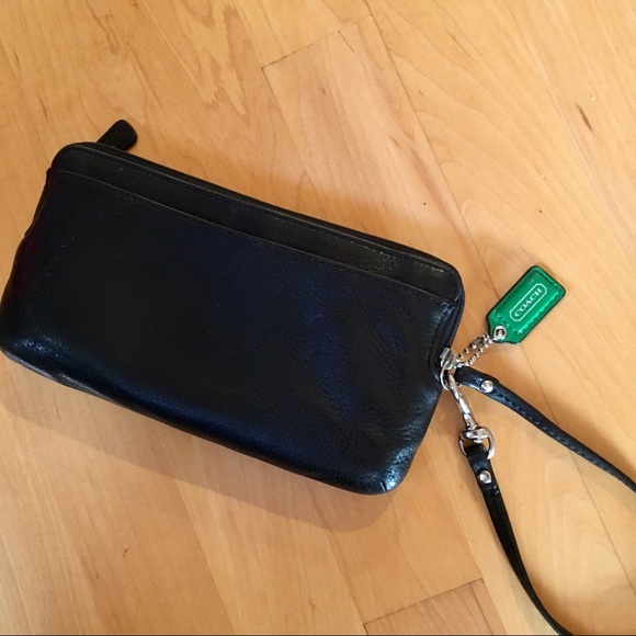 Coach genuine soft leather zip around wallet - Picture 2 of 8